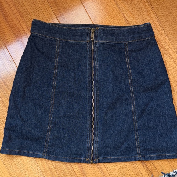 Forever 21 Dresses & Skirts - Forever 21 Dark Blue Mini Skirt